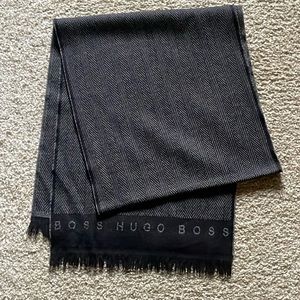 Hugo Boss scarf